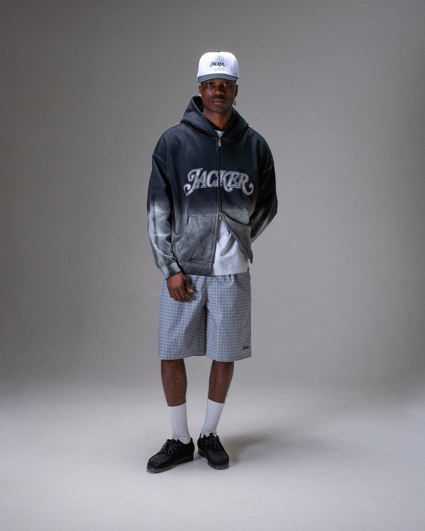 CURVE LOGO GRADIENT WASHED