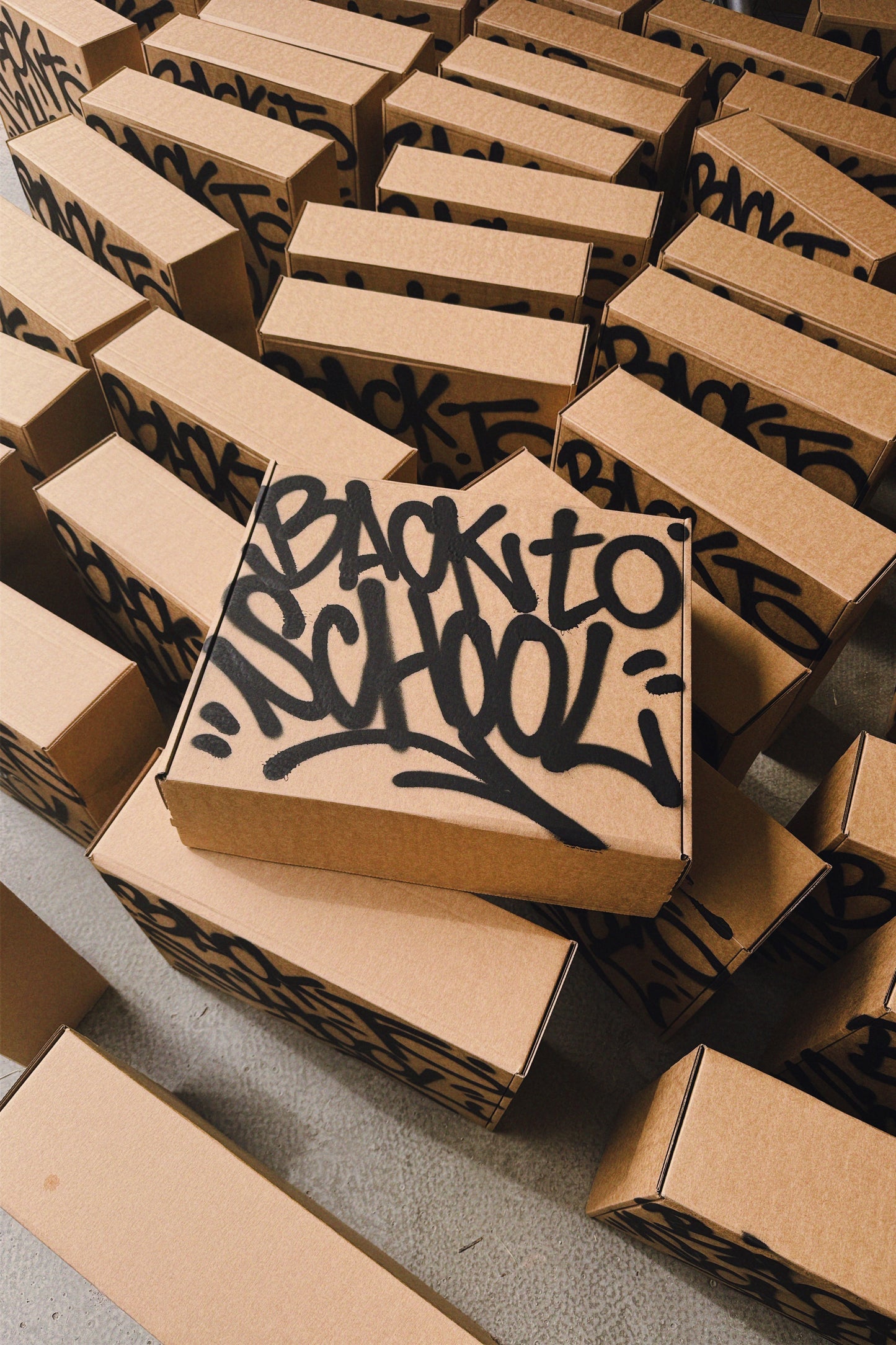 MYSTERY BOX - BACK TO SCHOOL