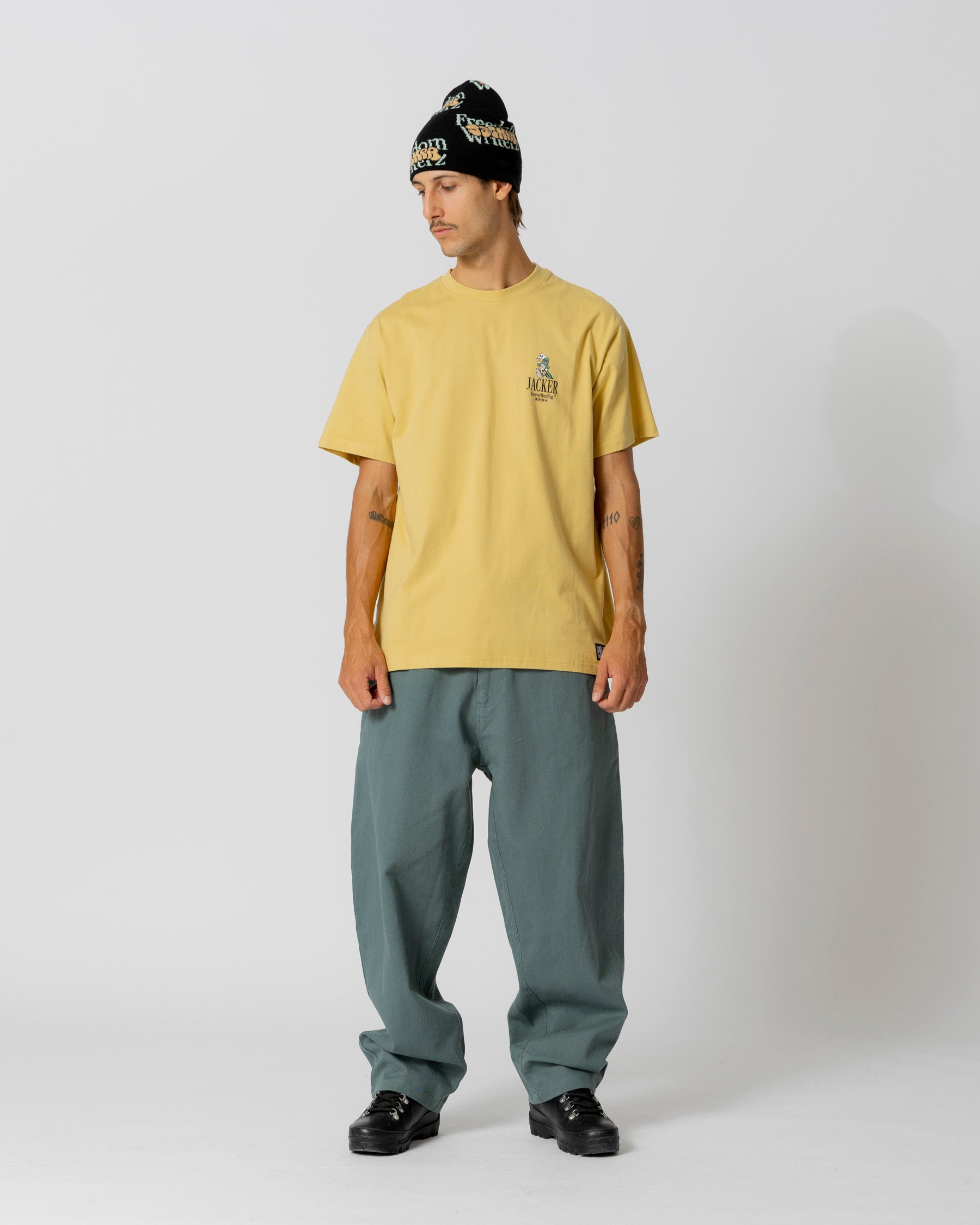 BIG PHARMA T-SHIRT - YELLOW - JACKER