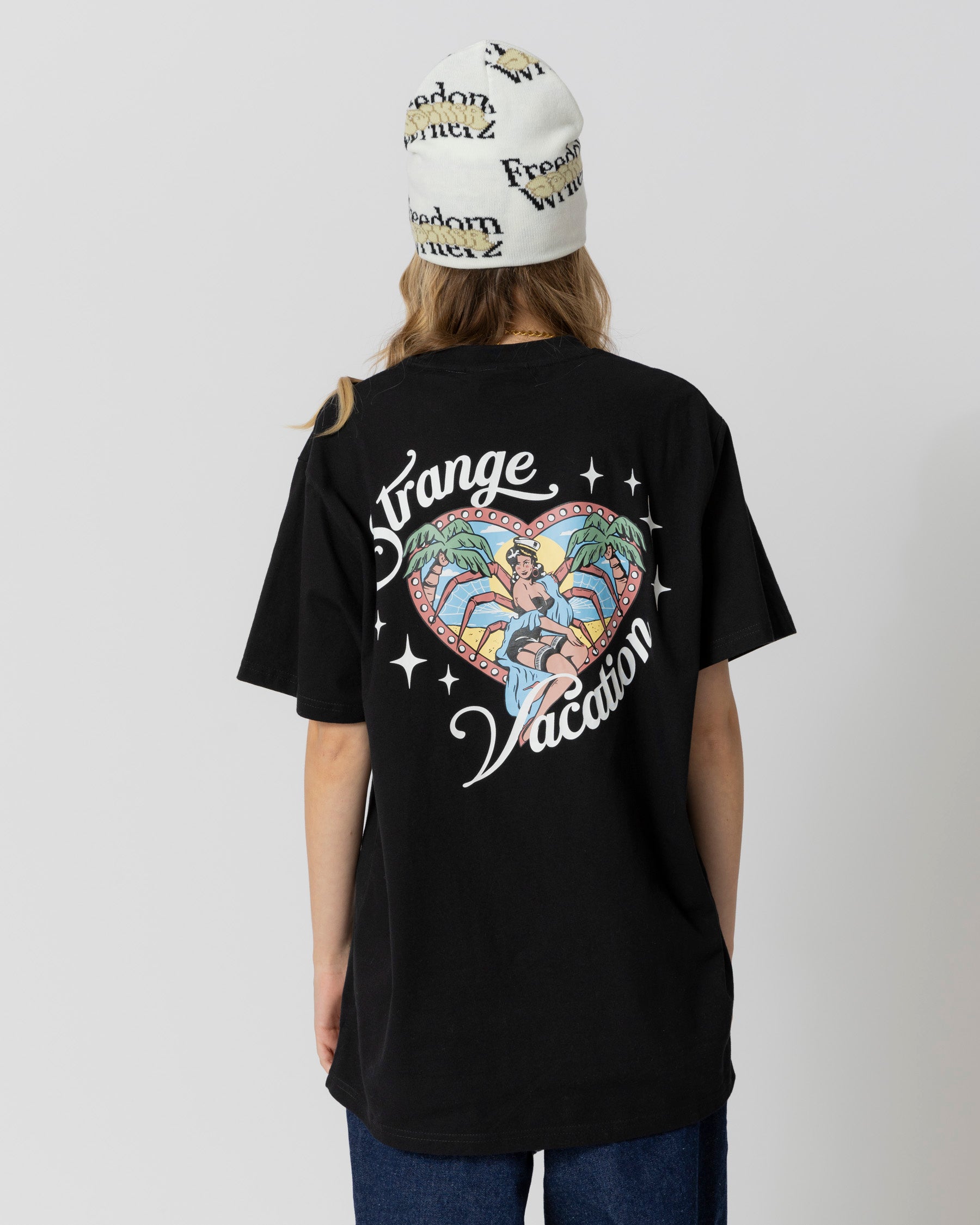 VACATION T-SHIRT - BLACK - JACKER