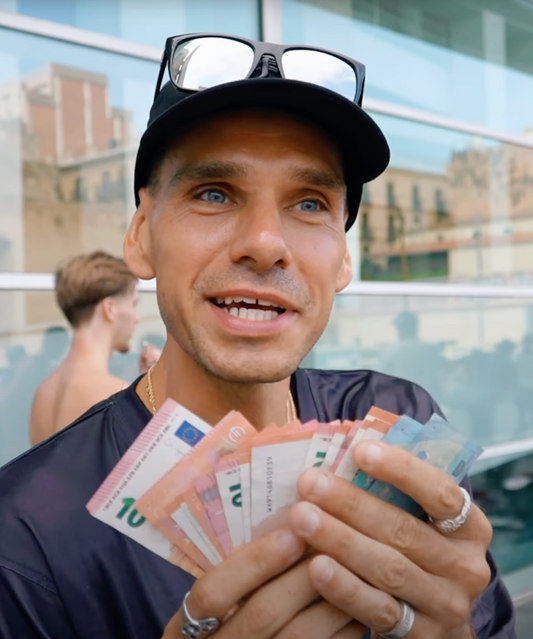 MACBA CA$H 4 TRICKS