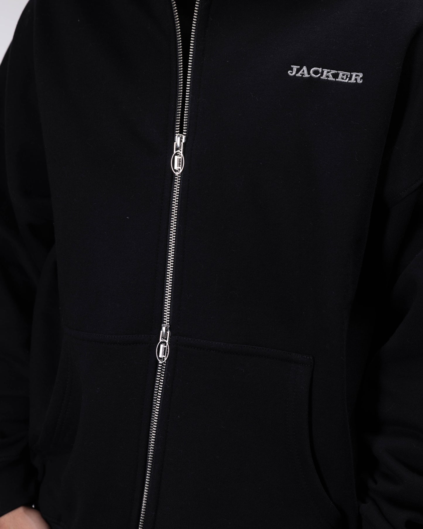 NOTORIOUS ZIP - BLACK