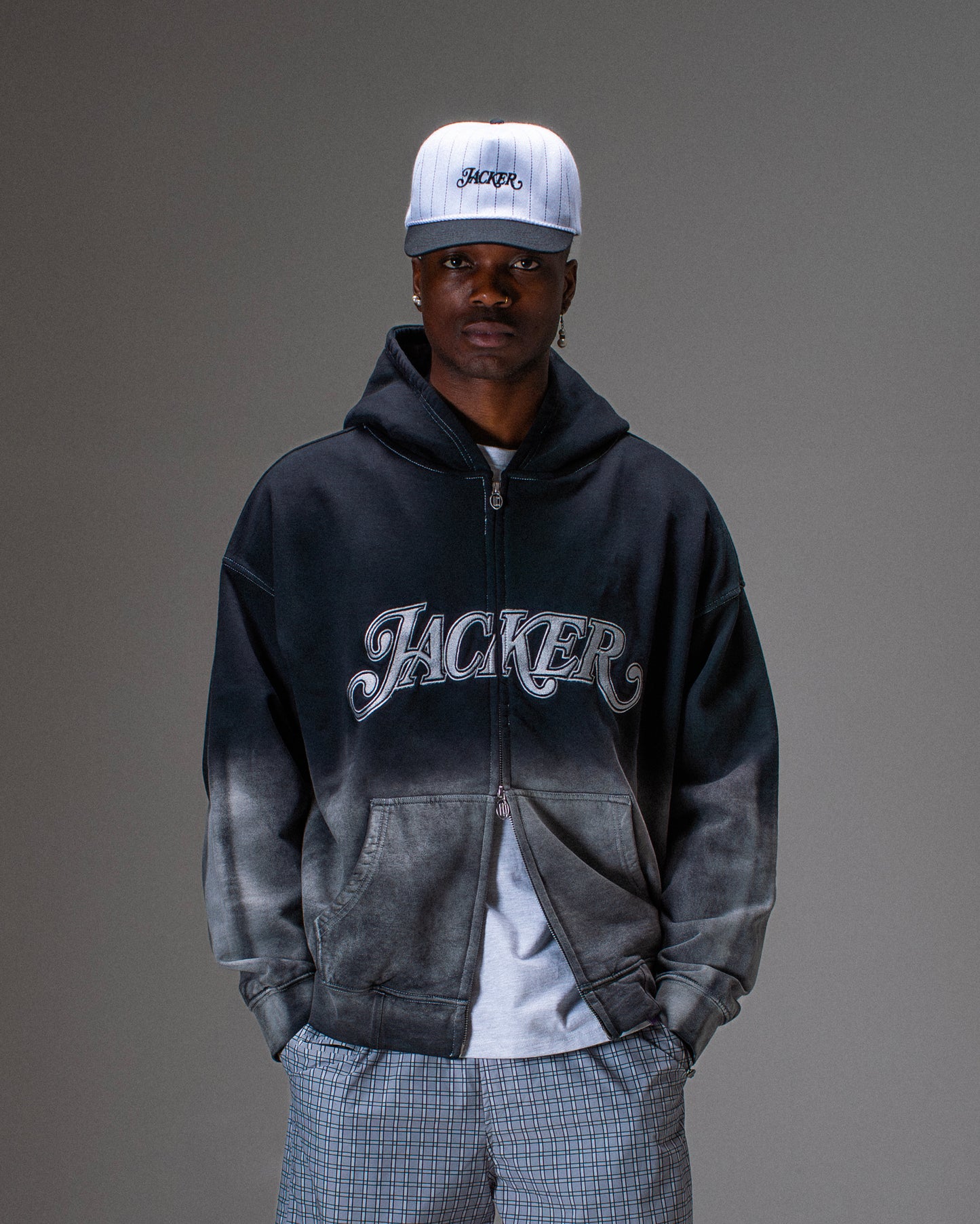 CURVE LOGO GRADIENT WASHED