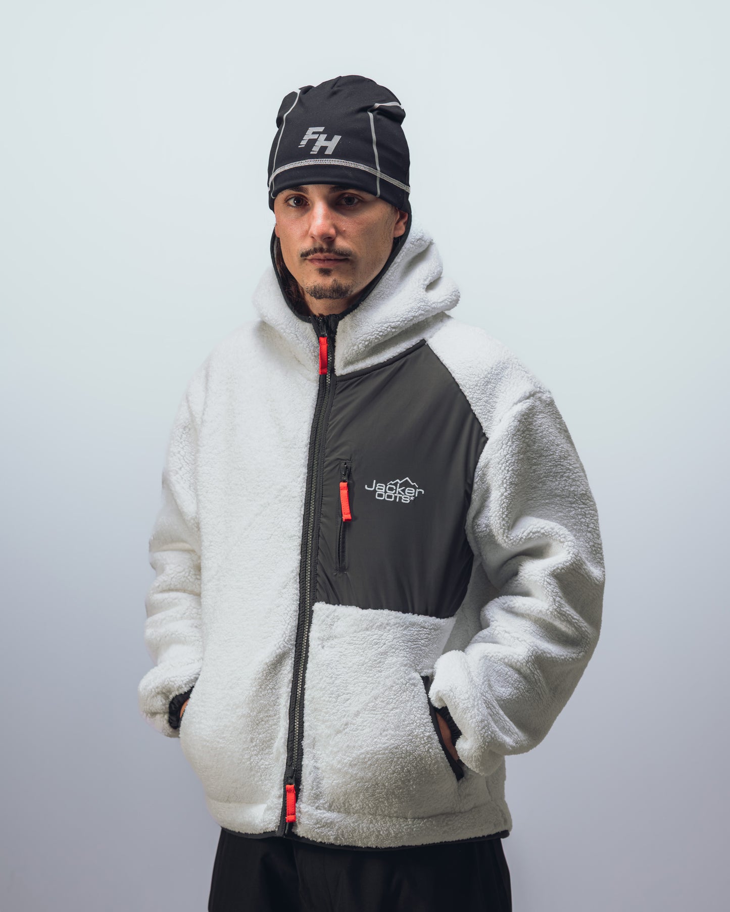 OOTS ALPINE JACKET - WHITE