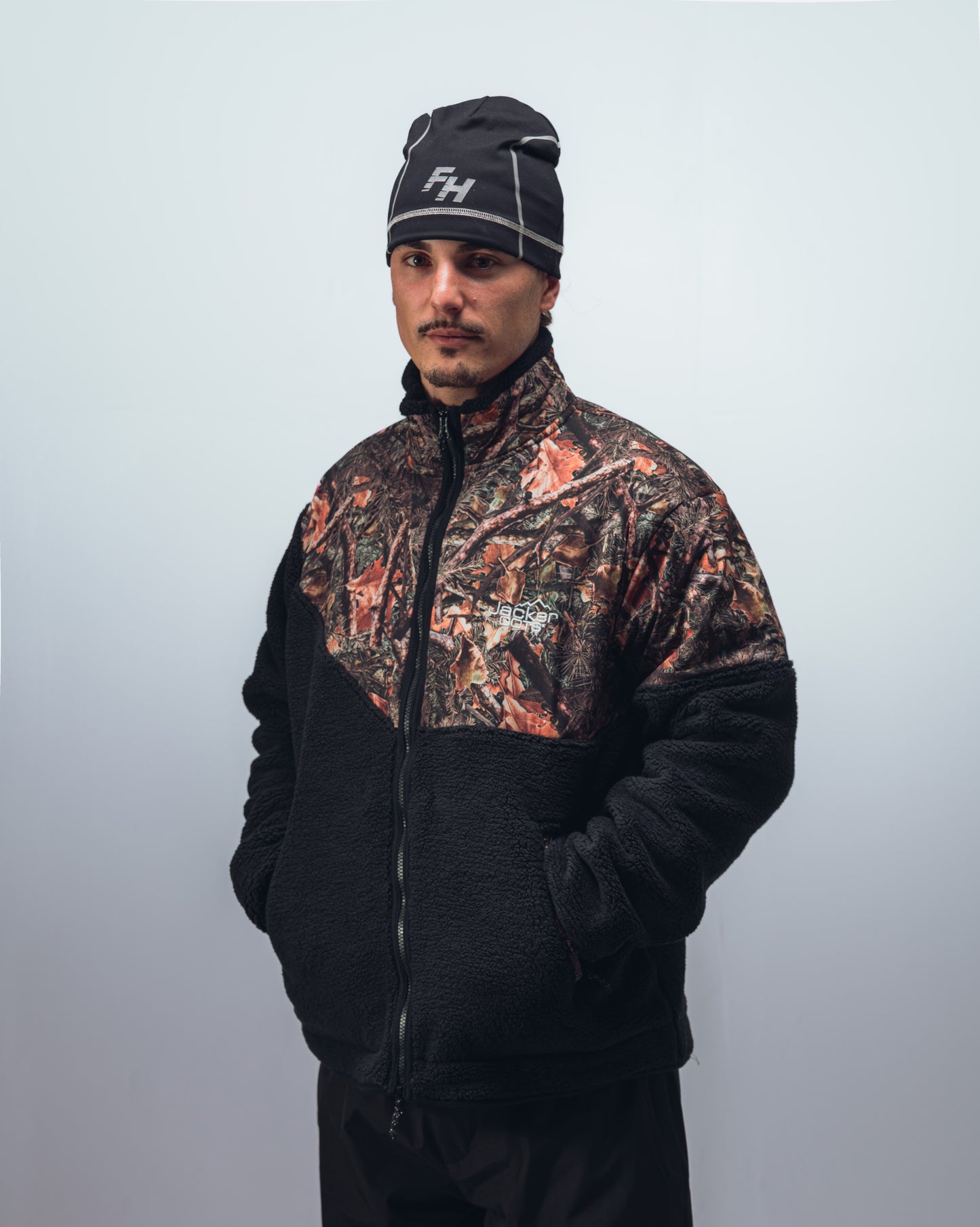 OOTS SHERPA JACKET - BLACK & AOP