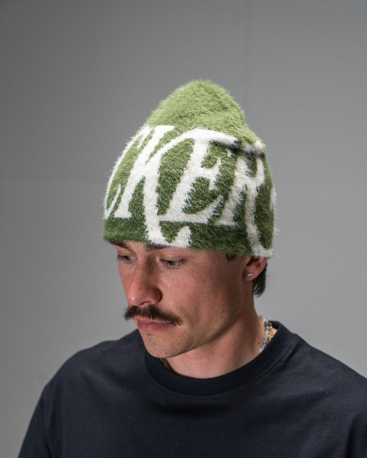 BLUR MOHAIR BEANIE GREEN