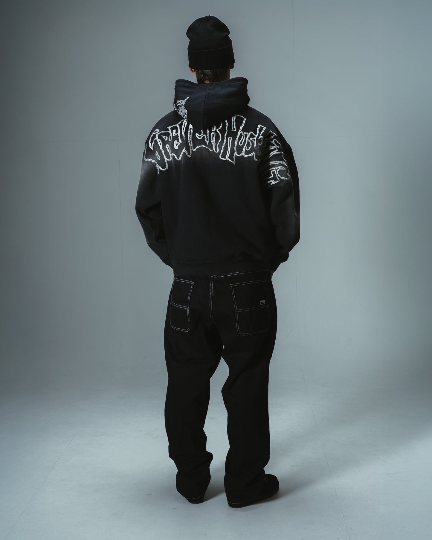 KAREN HOODIE ZIP - BLACK
