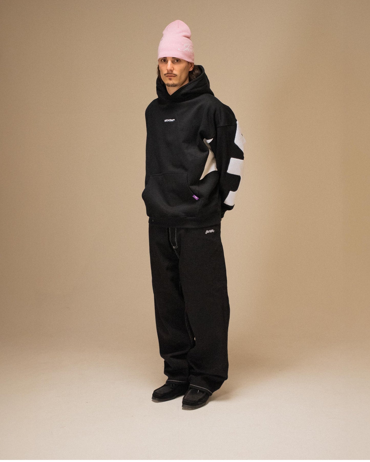 YETORIUS HOODIE BLACK