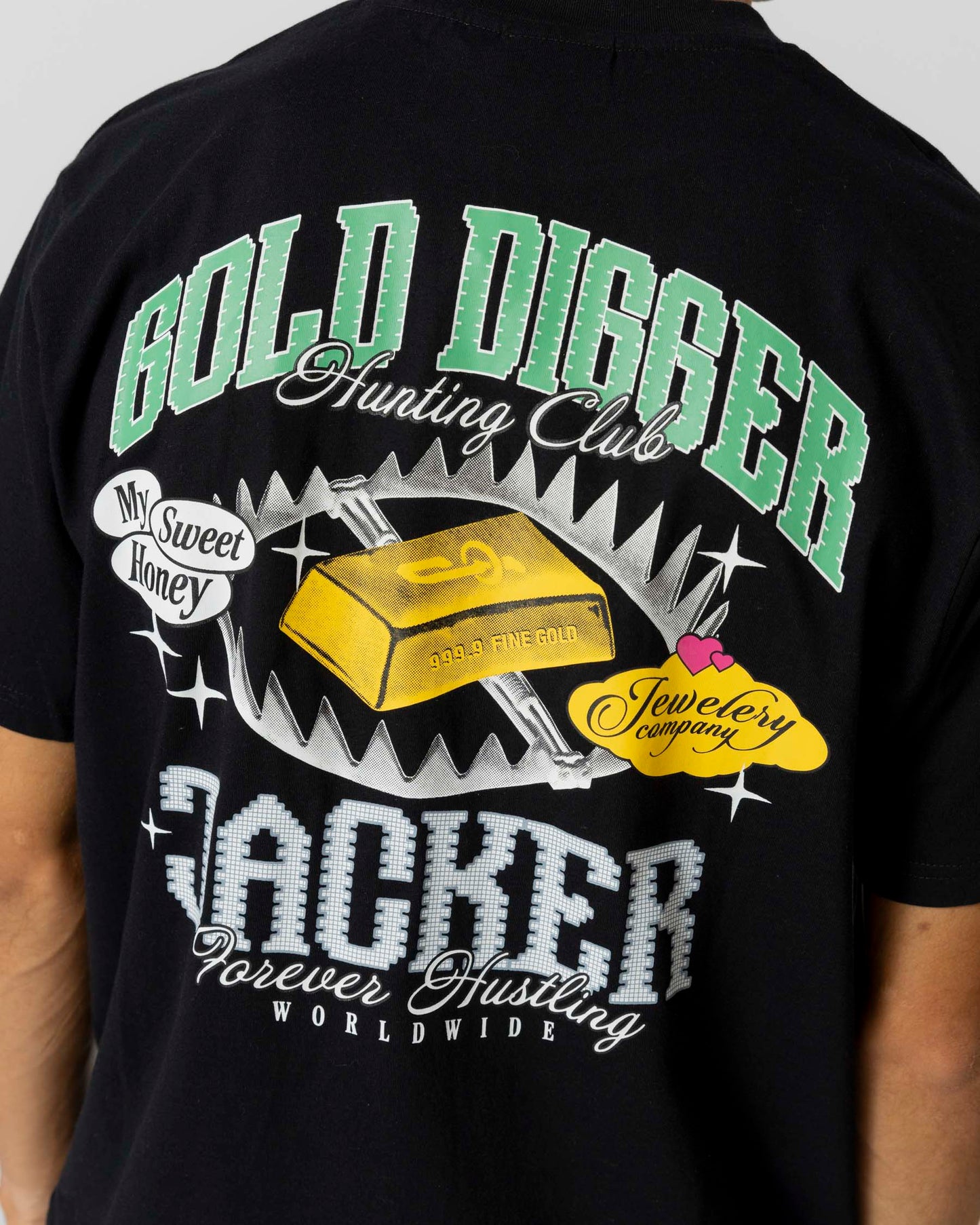 GOLD DIGGER T-SHIRT - BLACK - JACKER