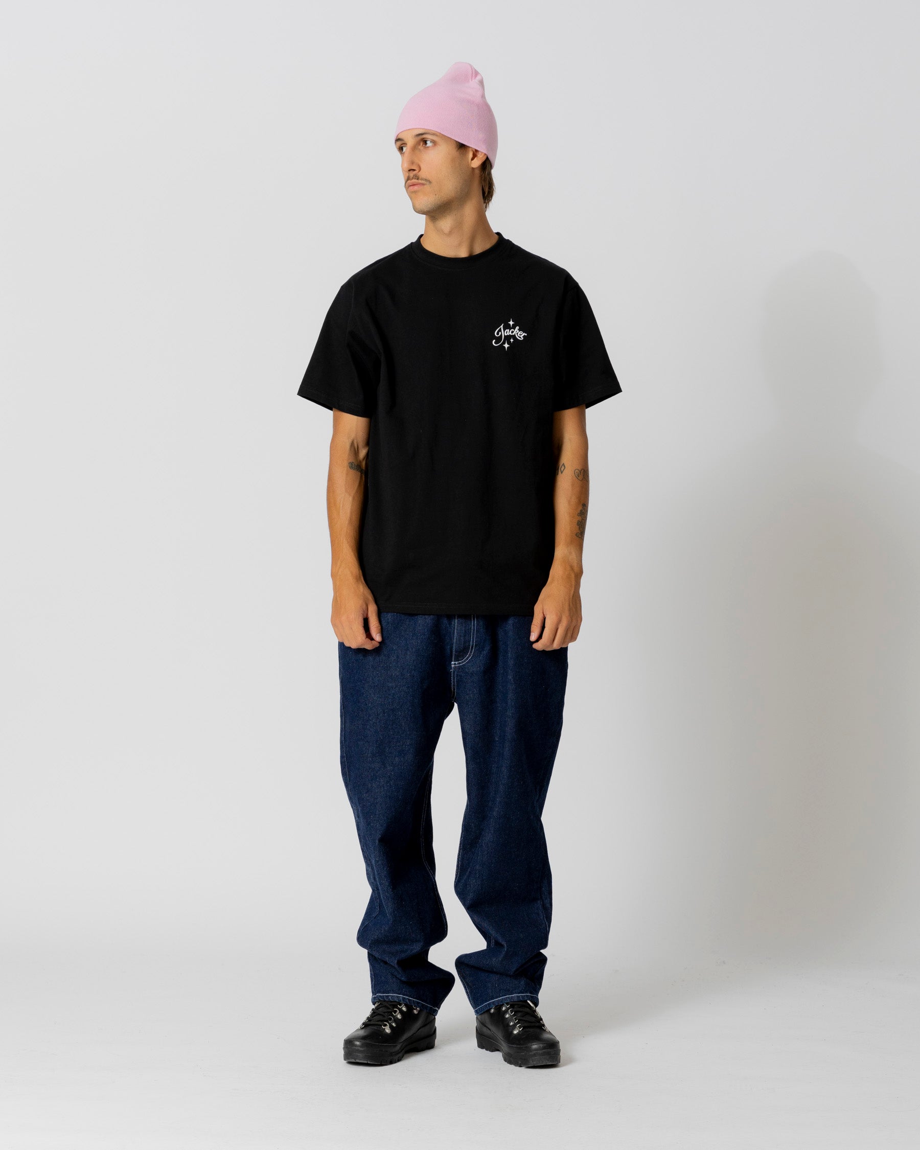 VACATION T-SHIRT - BLACK - JACKER