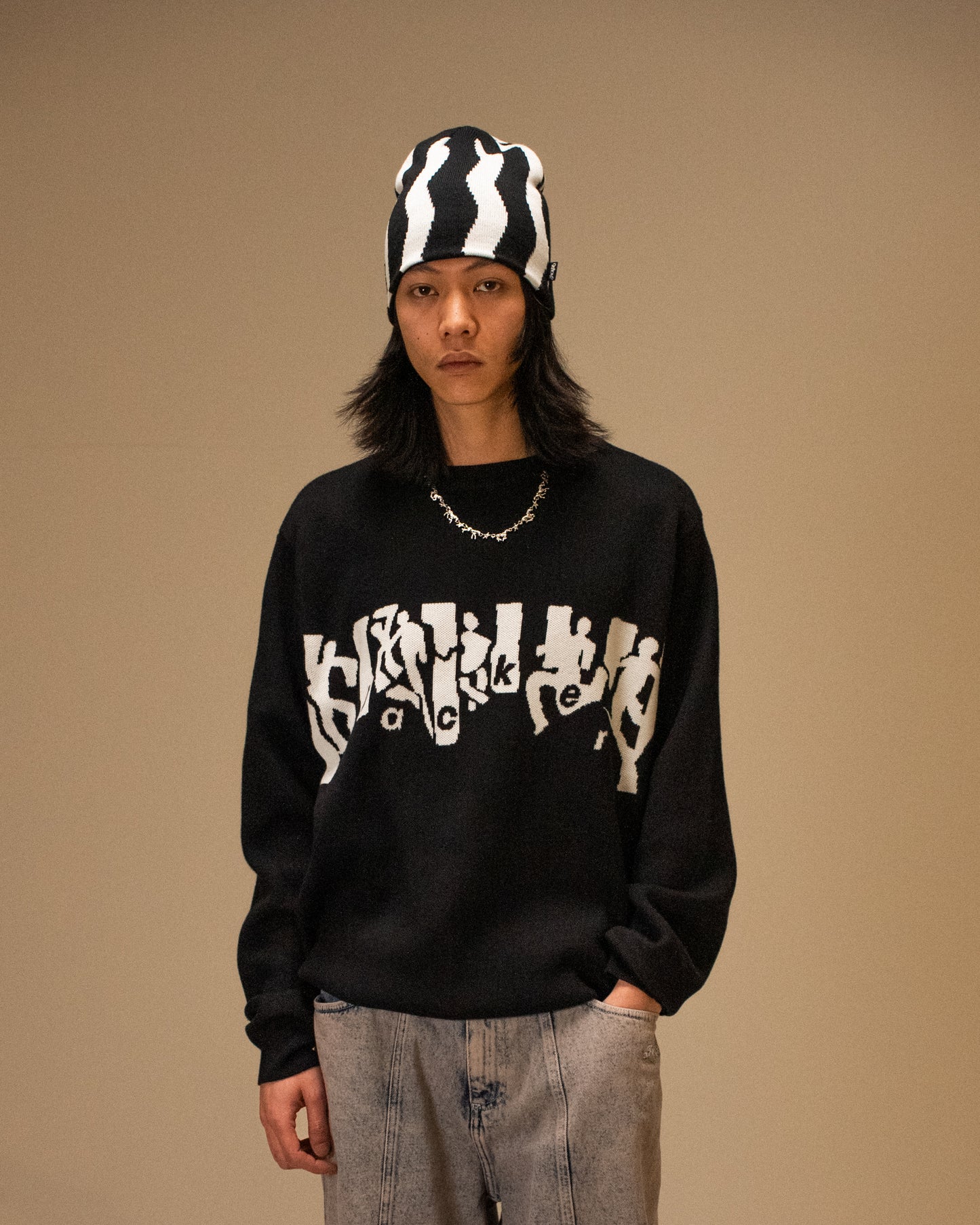 MIRROR MAZE SWEATER - BLACK