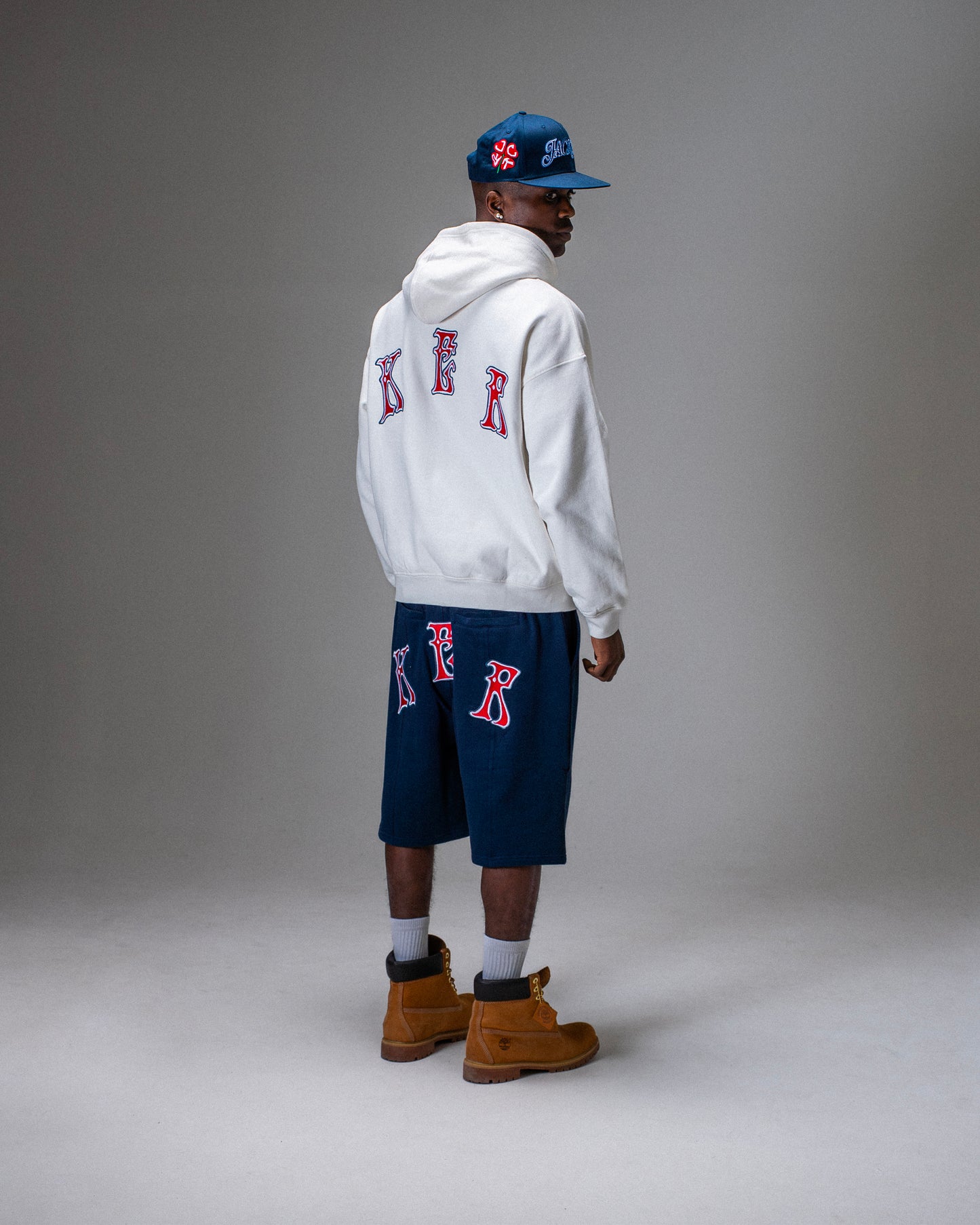 PALS FONT HOODIE ZIP WHITE