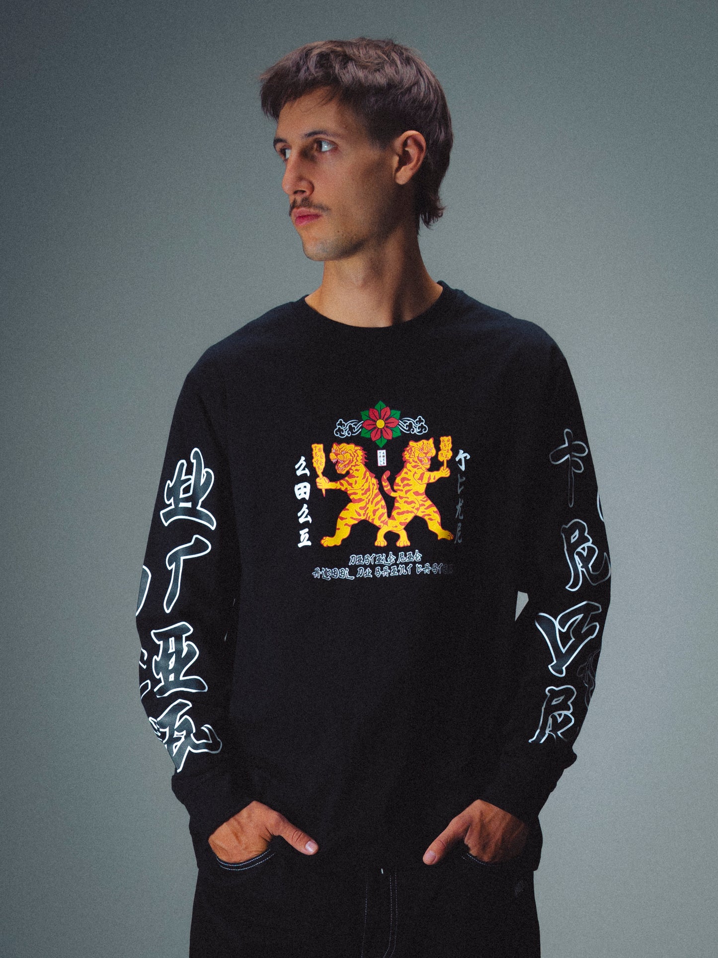 BAIJU LONG SLEEVES - BLACK