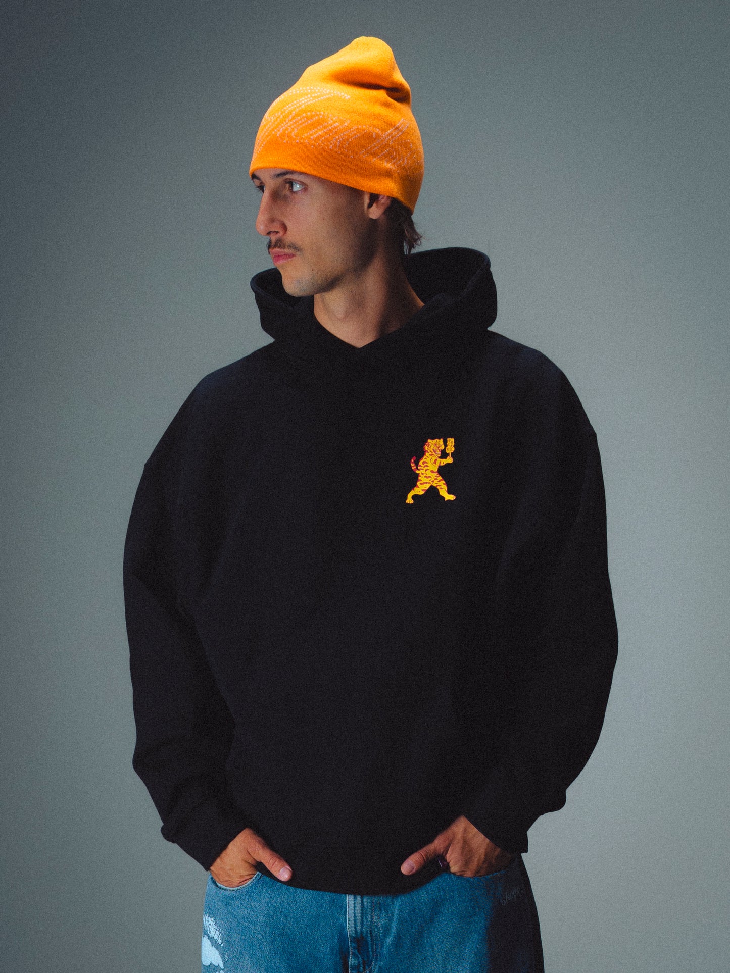 BAIJU HOODIE - BLACK