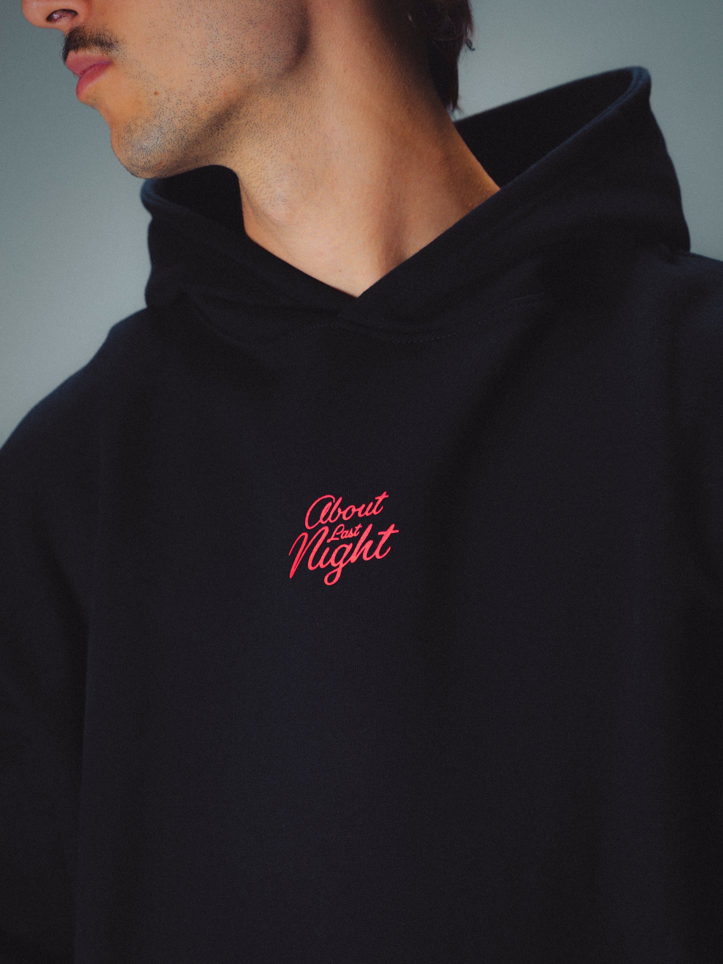 CLOSING TIME HOODIE - BLACK
