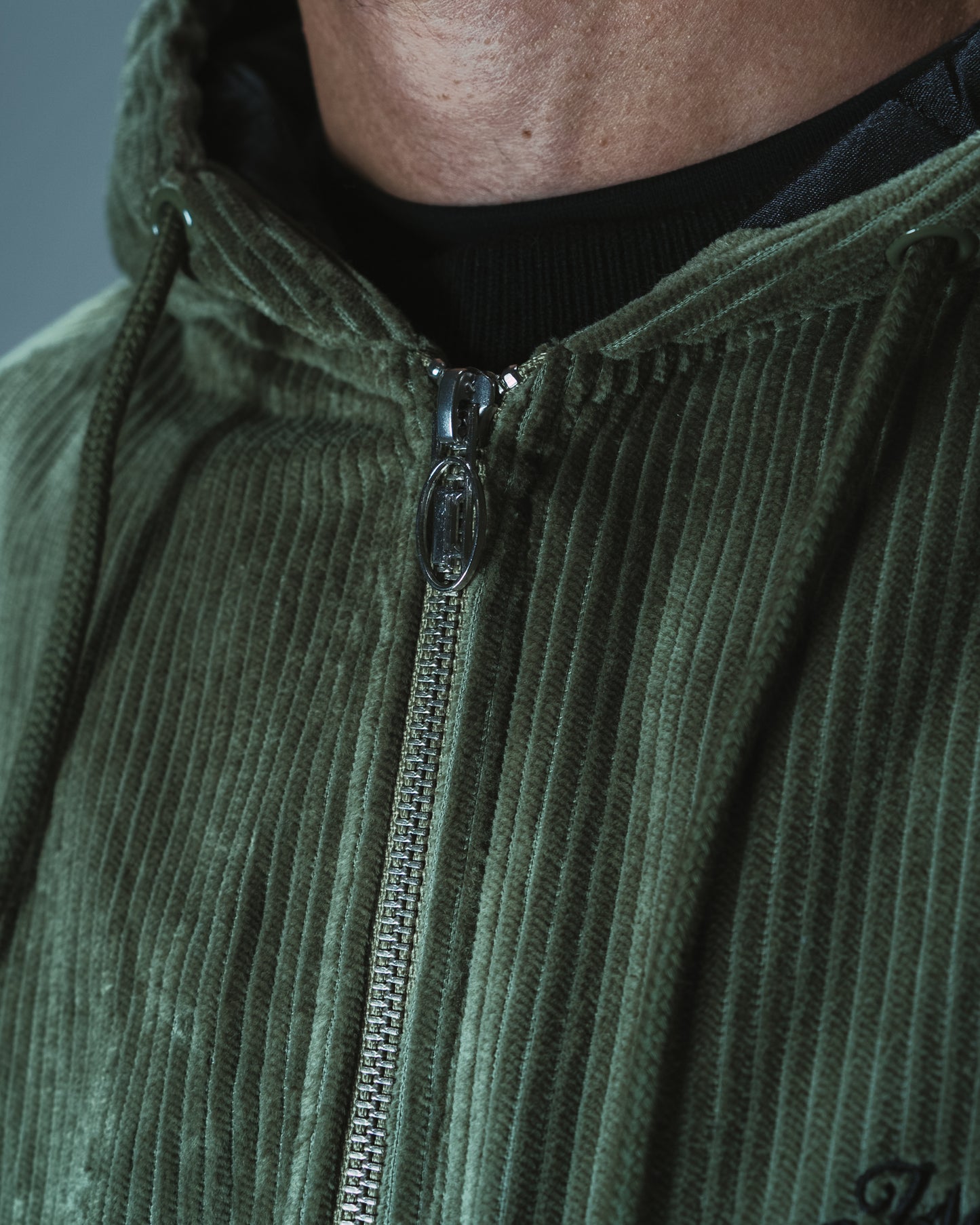 HOOD CORDUROY JACKET - GREEN
