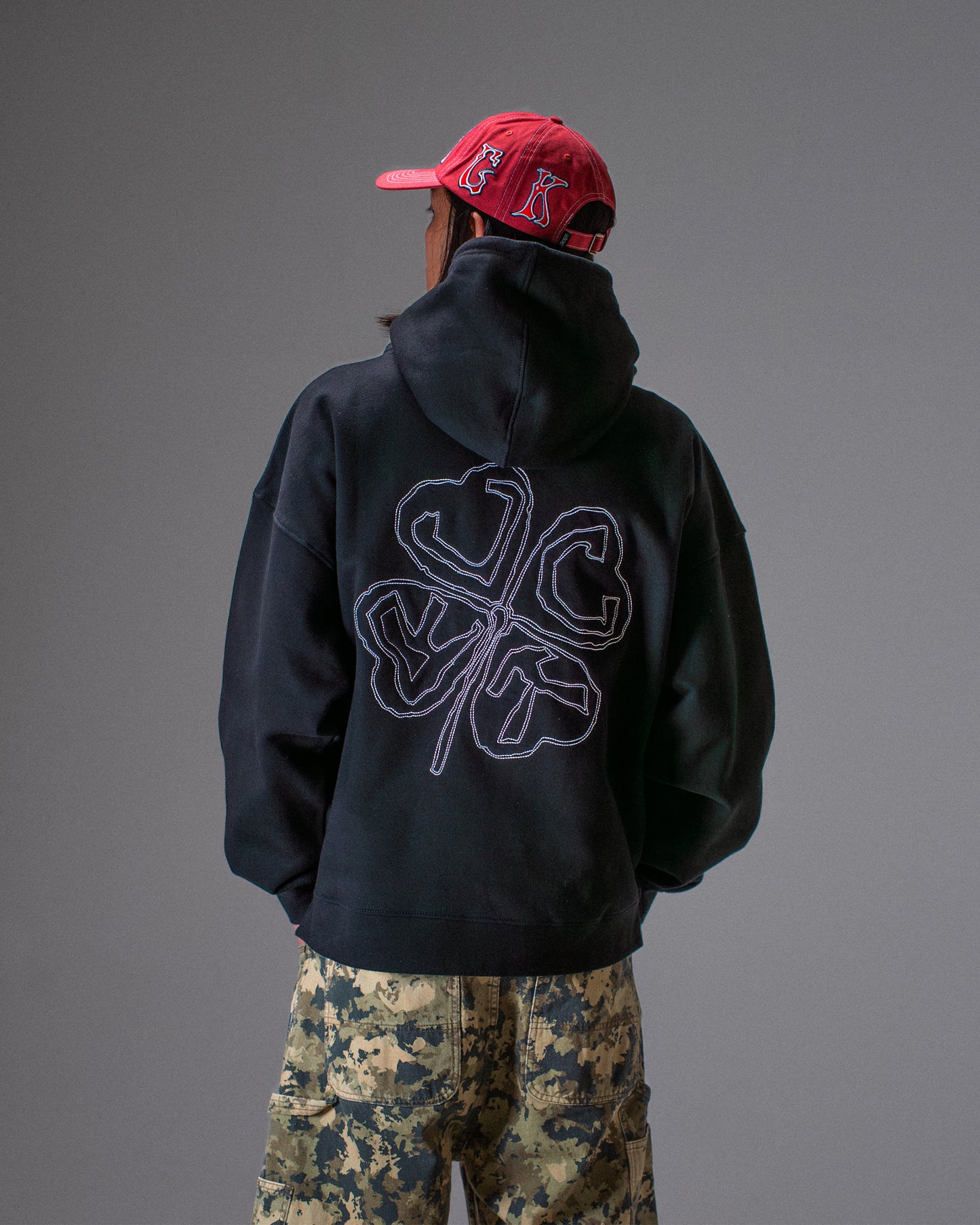 RED CLOVER HOODIE BLACK