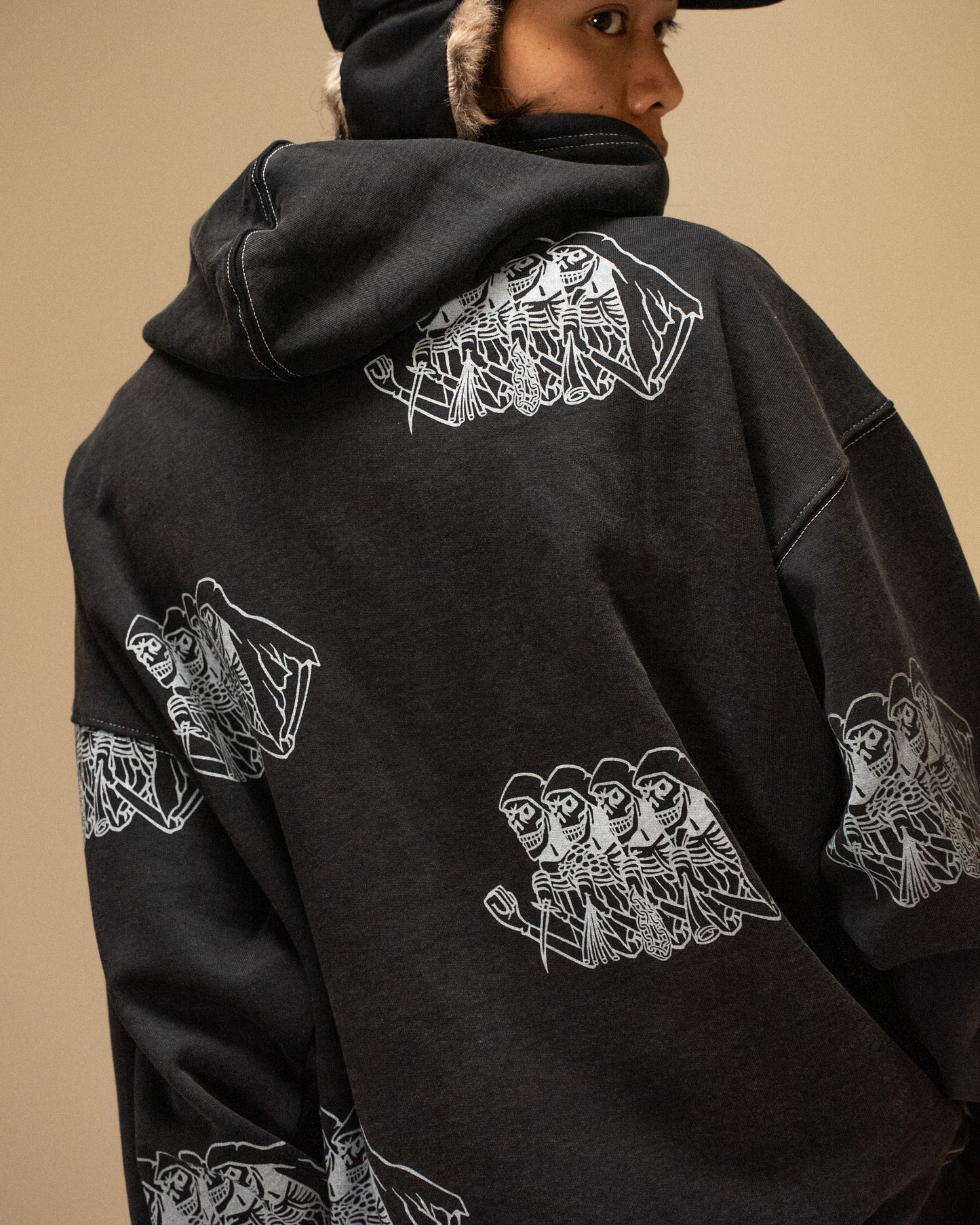 SKELETON HOODIE GARMENT DYED - BLACK