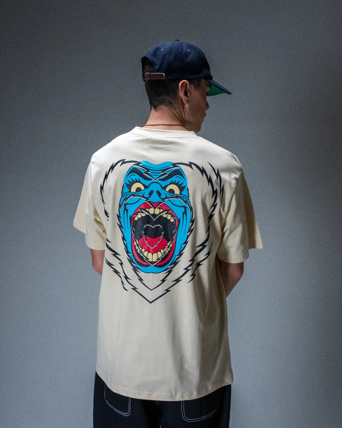 T-shirt Jacker Genesis beige — produit porté de dos