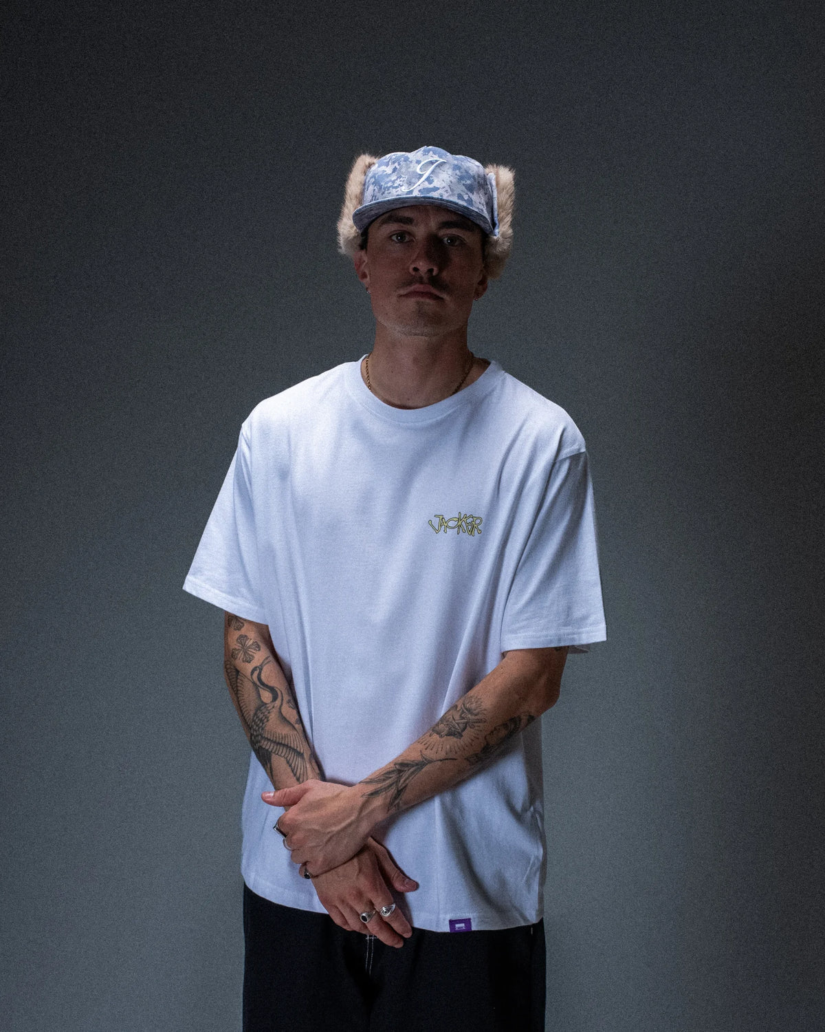 T-shirt Jacker Knight Writer blanc — produit porté