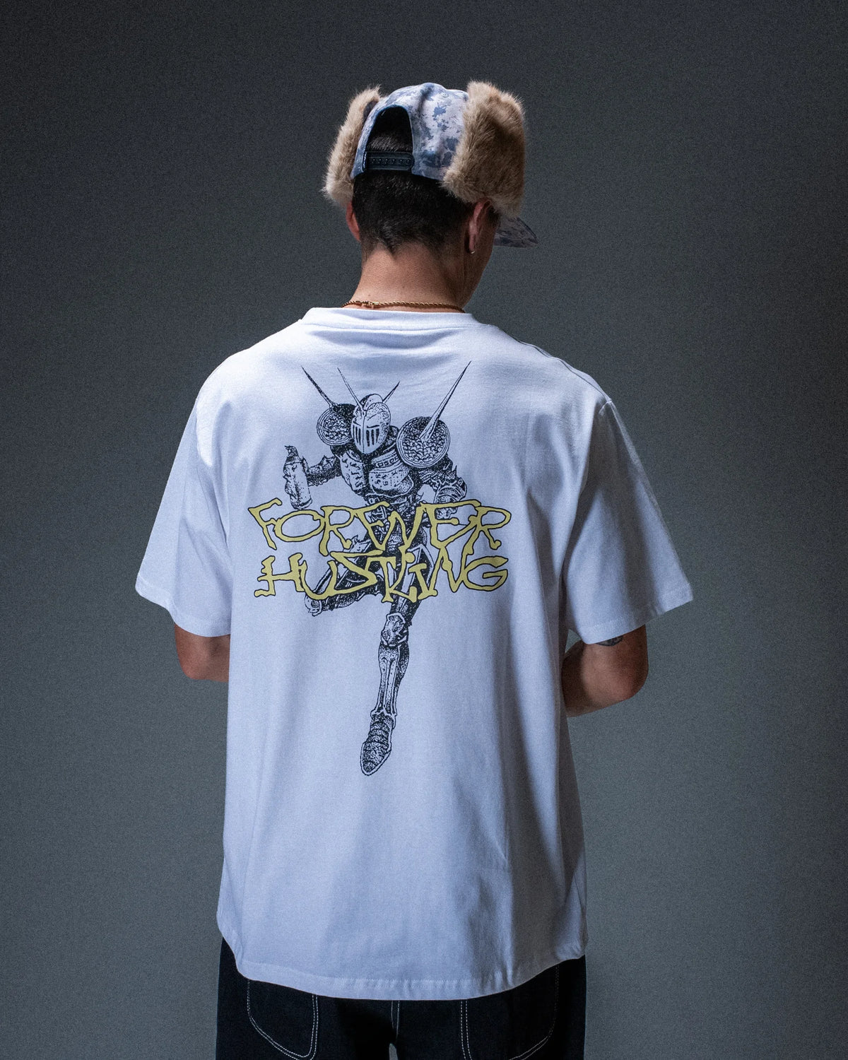 T-shirt Jacker Knight Writer blanc — produit porté de dos