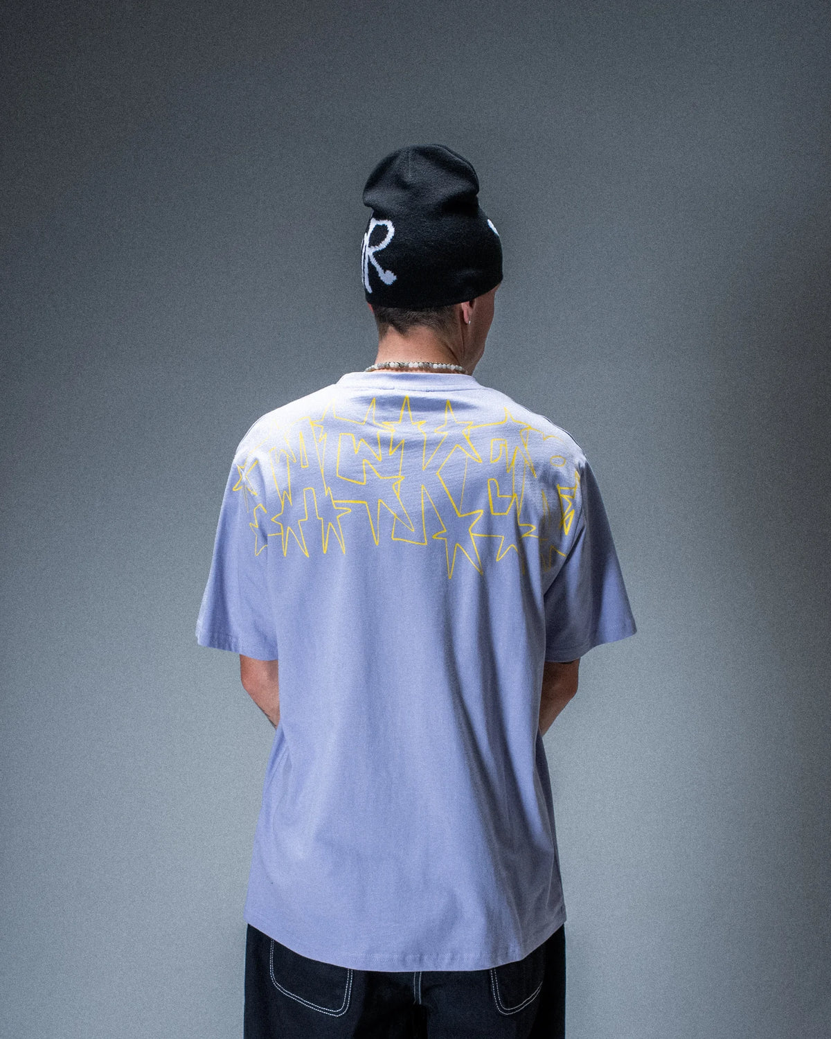 T-shirt Jacker Take Back Control violet — produit porté de dos